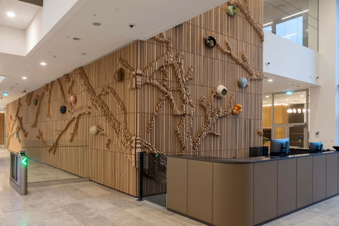 Kunstværk i Rødeg - 
Nykredits hovedsæde.