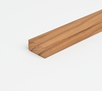 Produktprøve ThermoWood Fyr Premium dekorativ liste, KEF A2