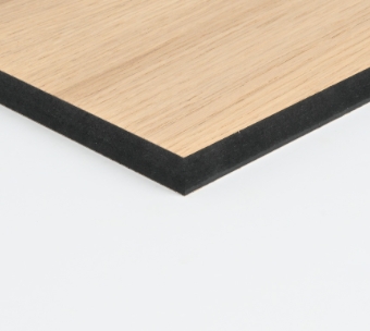 Sort MDF fineret med Eg Crown A/B, 80% PEFC