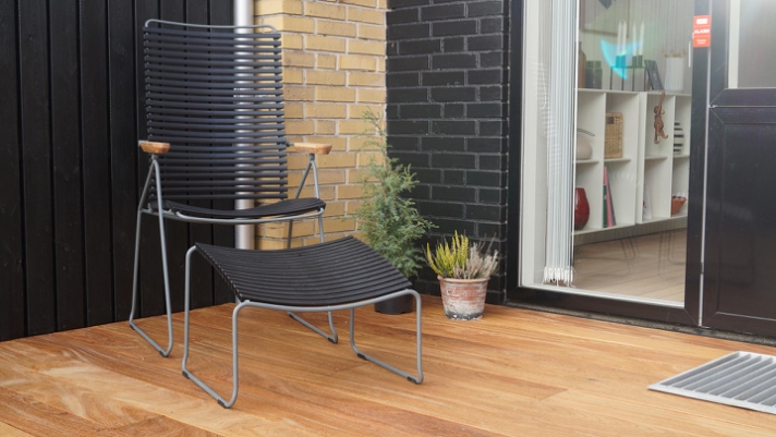 En af de mange kvaliteter ved en træterrasse 
er den samhørighed, som brædderne
skaber mellem ude og inde. .