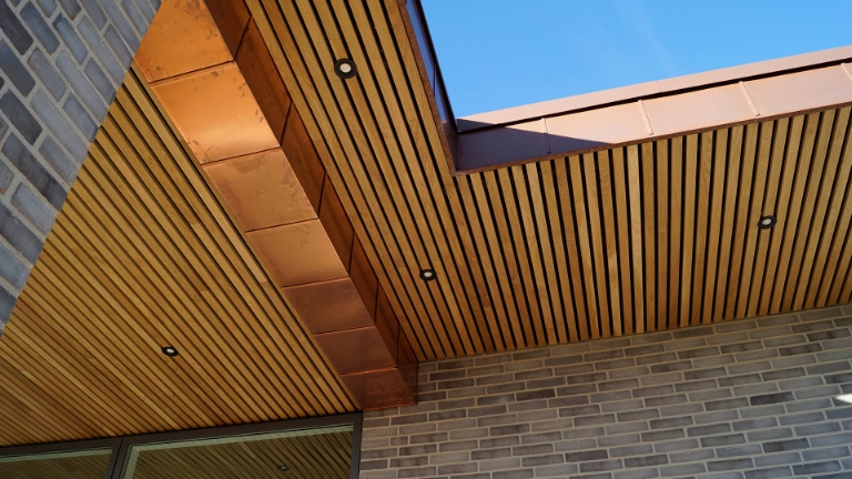 Villa med 
lister i Eg.